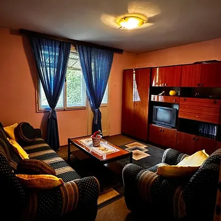 Holiday M Апартаменты